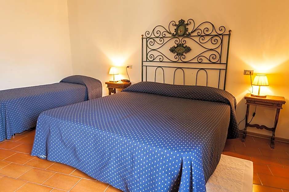 Hotel Titano