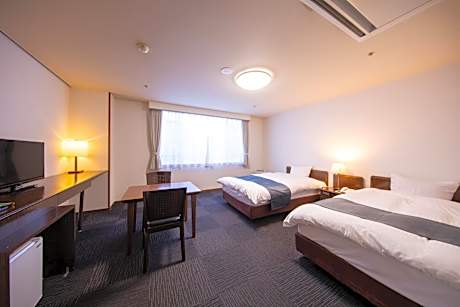 Twin Room with Mountain View