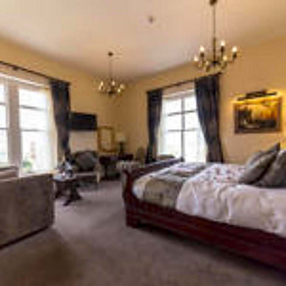 Ryde Castle by Greene King Inns