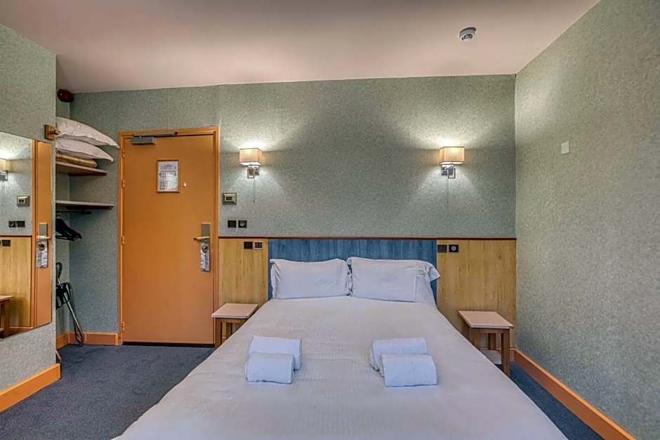 Brit Hotel Florimont