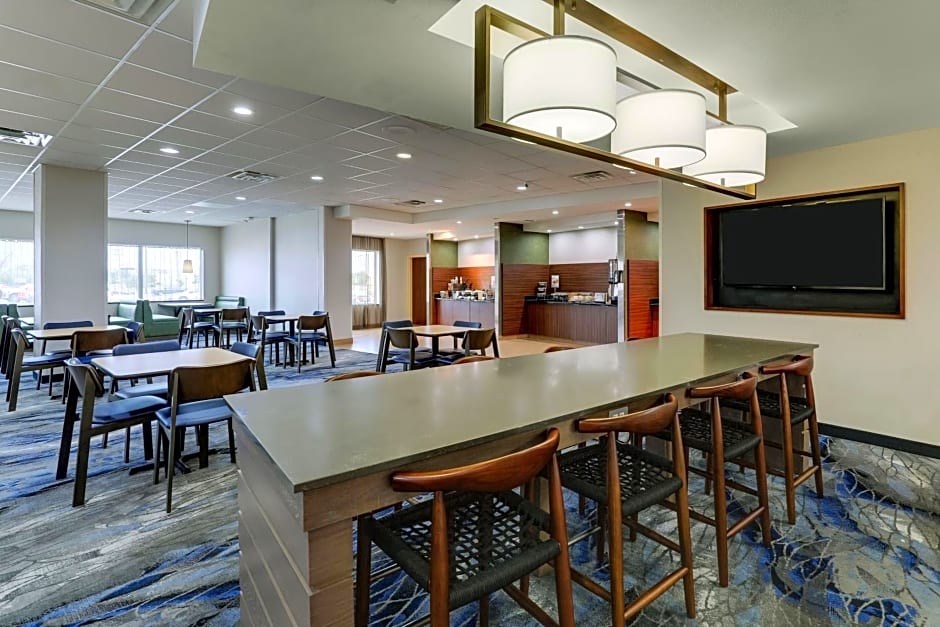 Fairfield Inn & Suites by Marriott Hutchinson