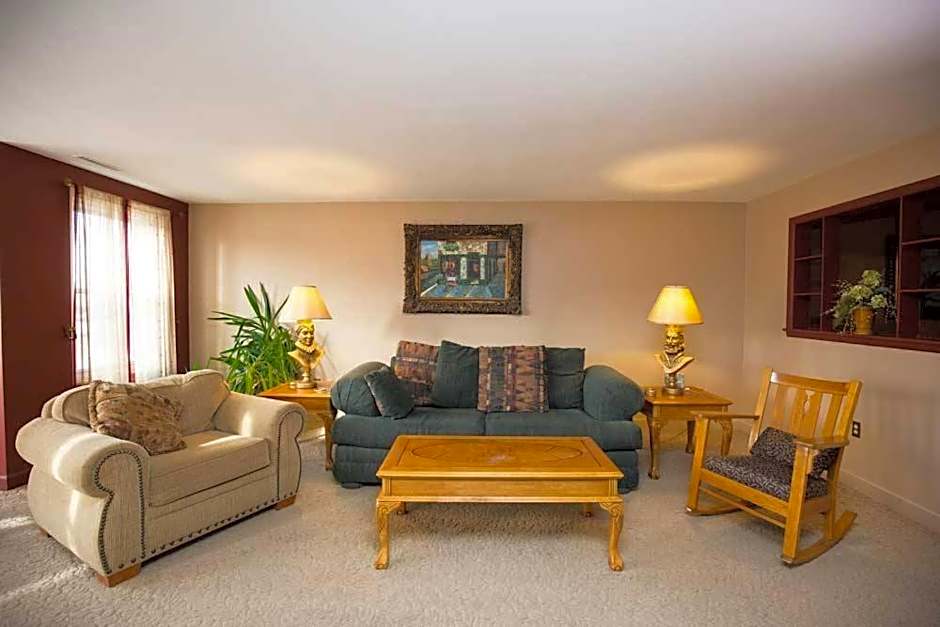 Dodici Night Suites