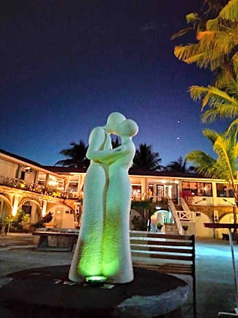 Sunbloom Beachfront Hotel and Restaurant Zambales