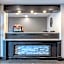 Travelodge by Wyndham Brooklyn Center