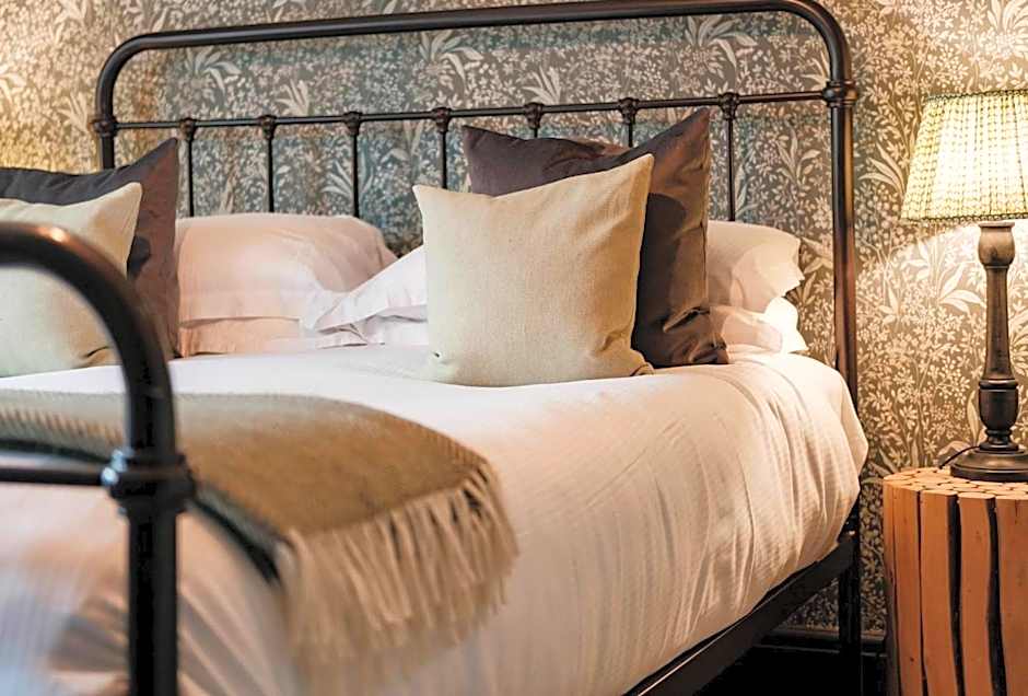 Fisherman's Haunt Hotel