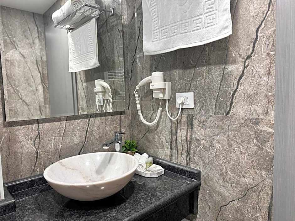 Hanul Domnesc Imperial Hotel & SPA