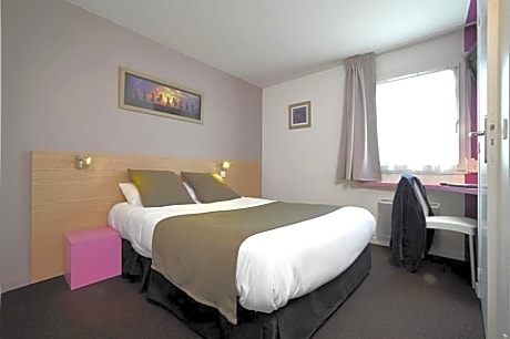 Double Room - Breakfast included