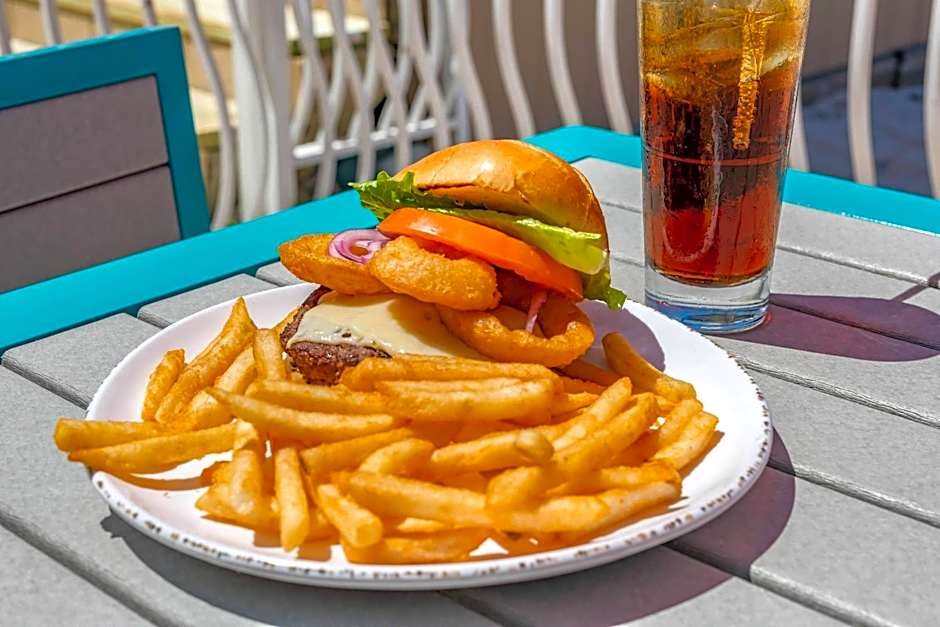 Dolphin Sands Clearwater Beach, an Ascend Collection Hotel