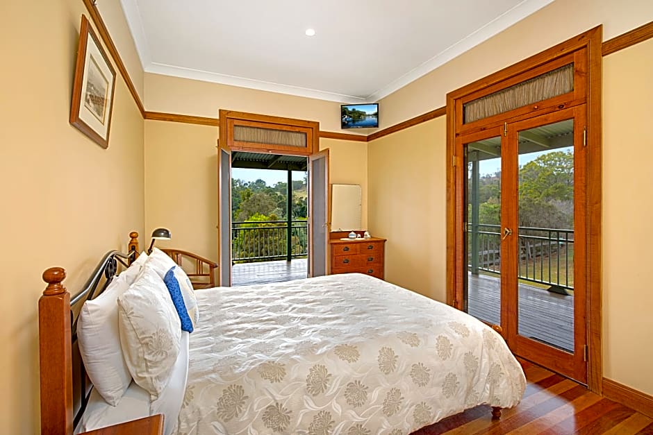 Photo 1 of 1 of Deluxe Suite
