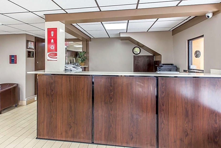 Econo Lodge Midtown