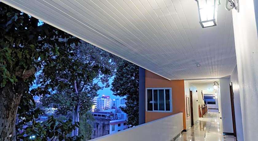 Pattaya Blue Sky Hotel