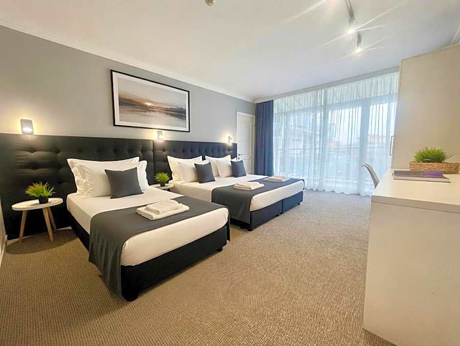 Hotel Eskada Beach