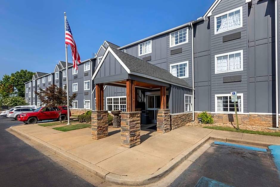 Greenville Pelham Inn by IHG