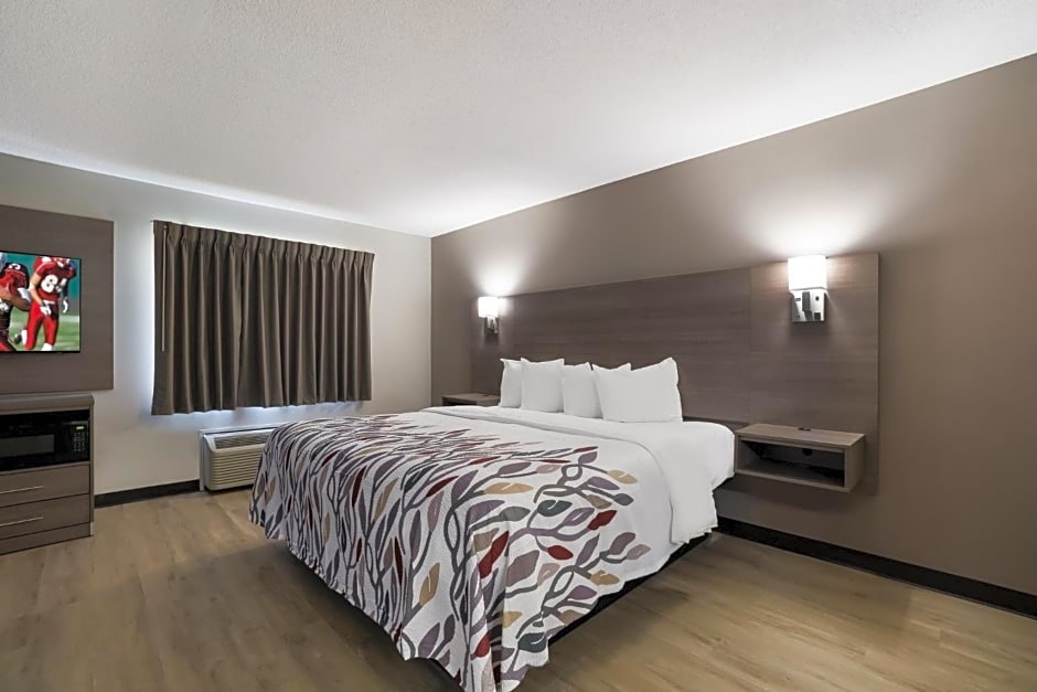 Super 8 by Wyndham Marston