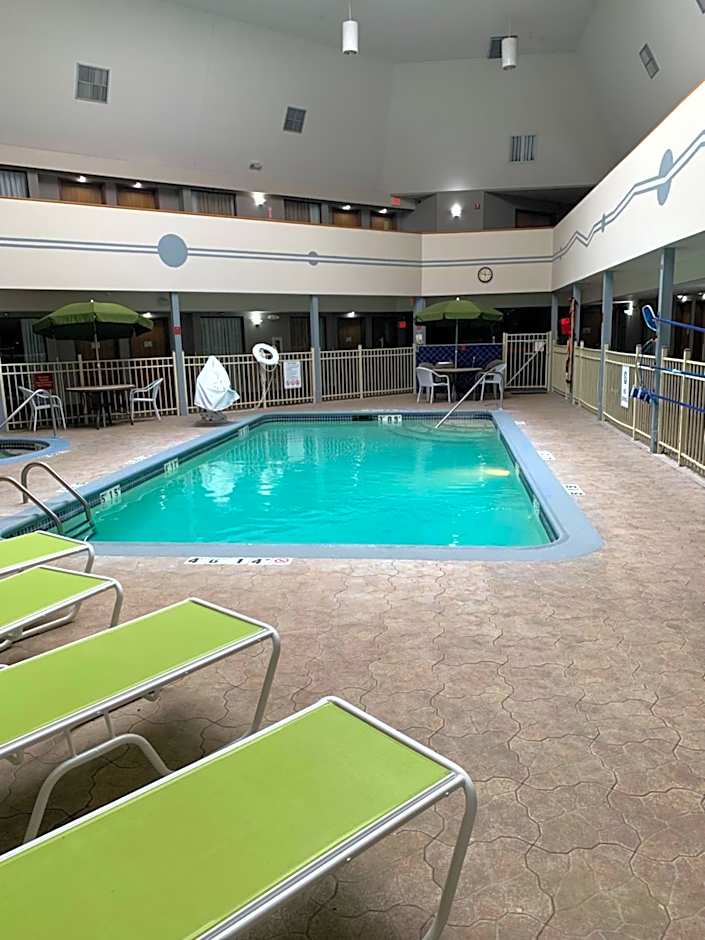 Wingate by Wyndham Brighton