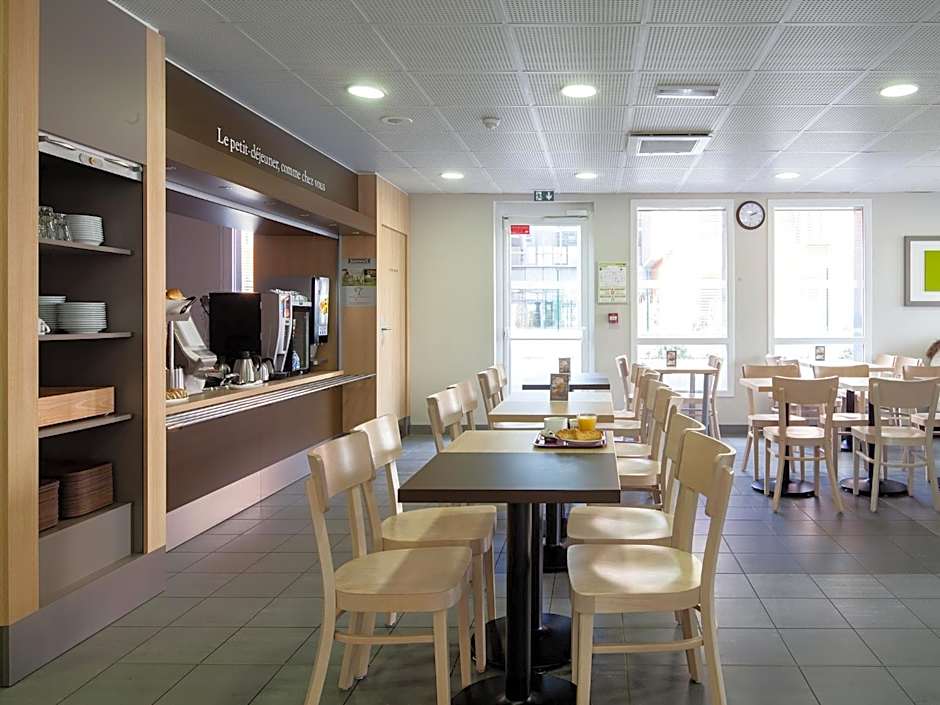 B&B Hotel ORLY CHEVILLY Marche International