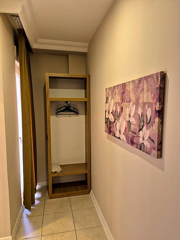 Toprak Otel