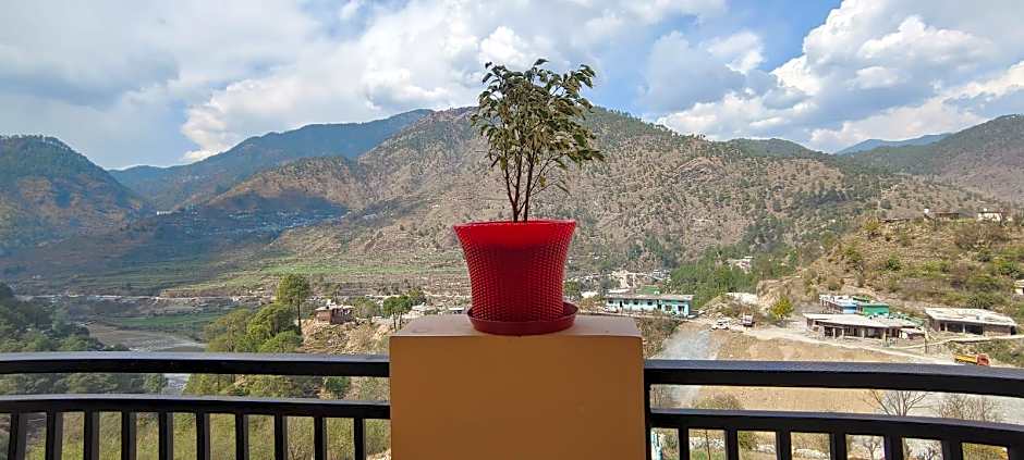 Hotel Necklace Moon Restaurants