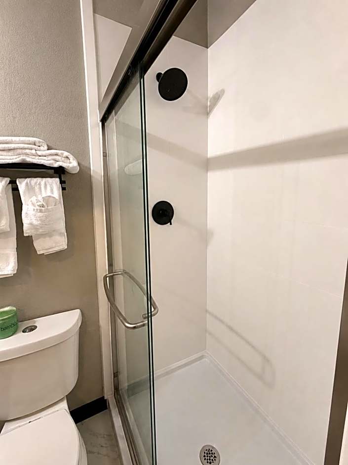 Super 8 by Wyndham Brenham TX