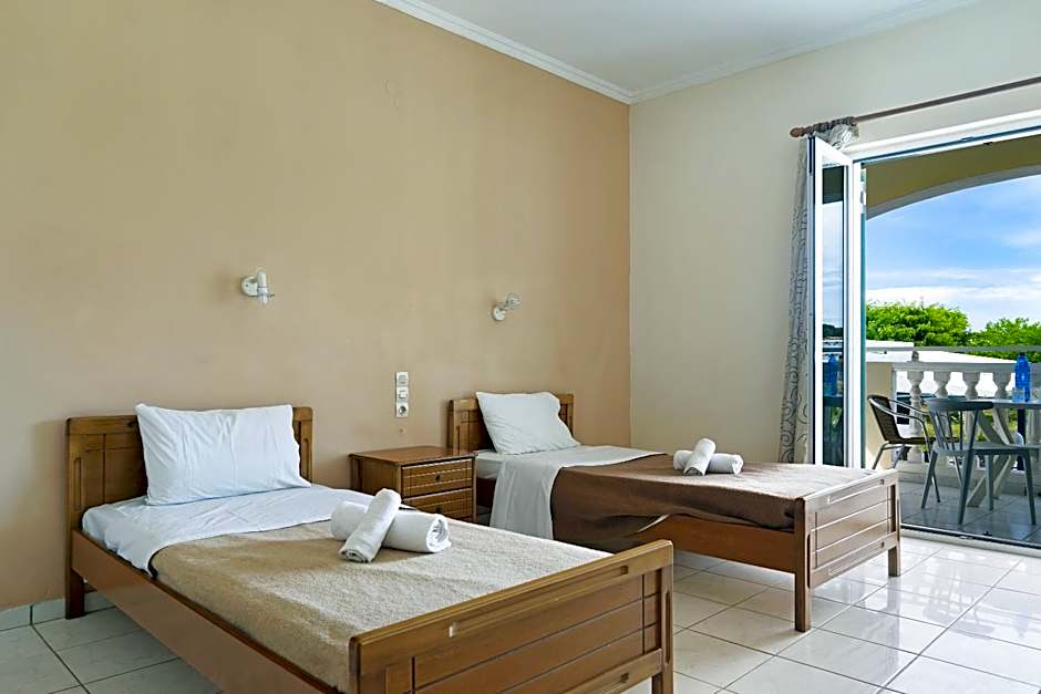 Sandy Maria studio 201