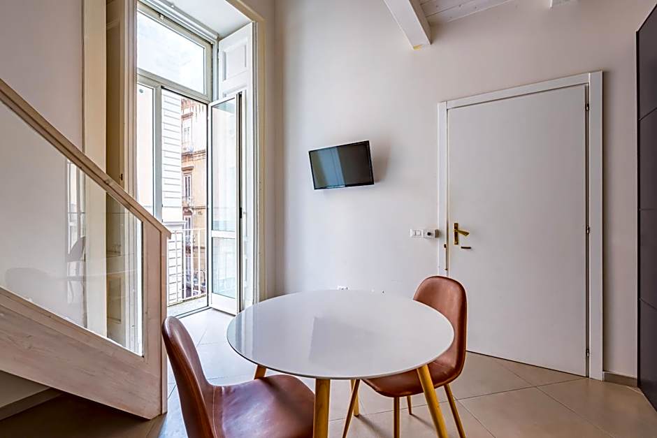Piano Nobile by Napoliapartments