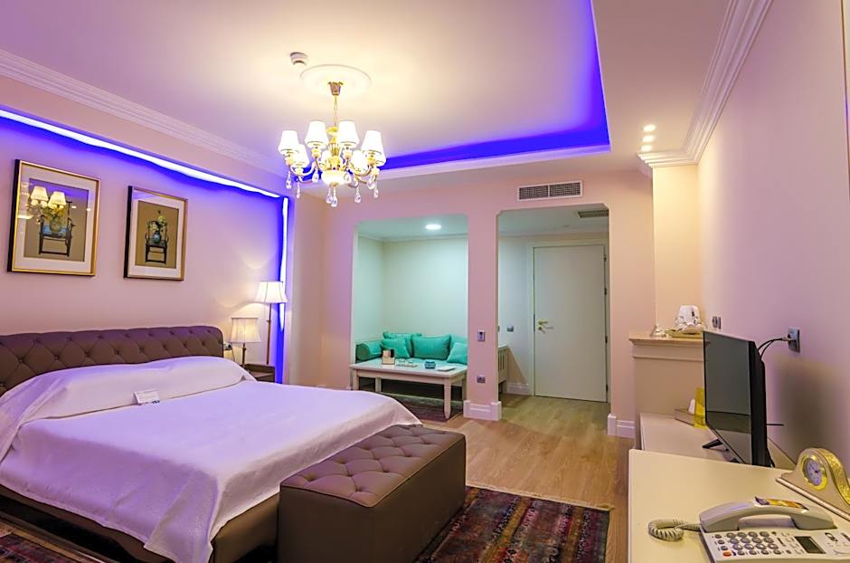 Phoenicia Royal Hotel