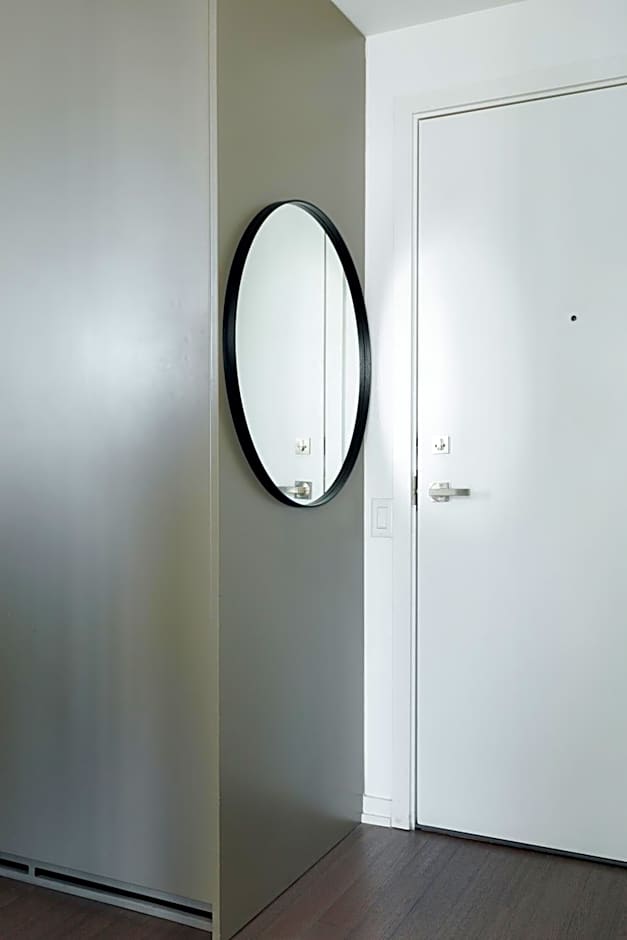 Luxury Condo w/Fascinating View&Free Parking