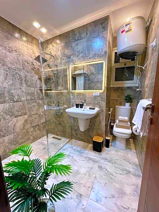 3BR luxury apt near AUC newCairo