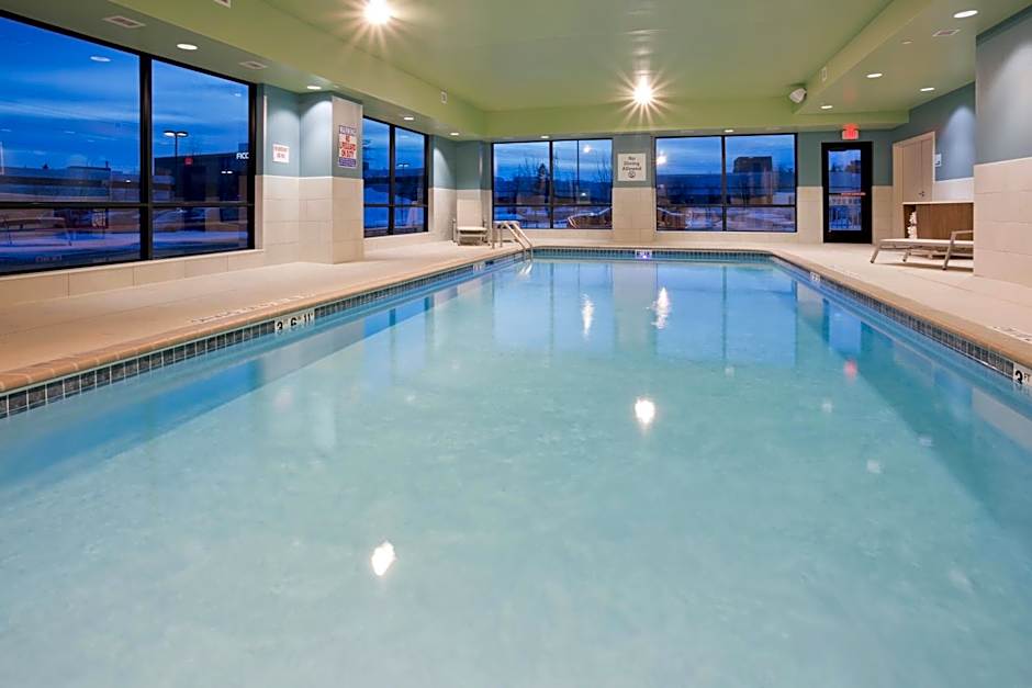 Holiday Inn Express Roseville-St. Paul By IHG
