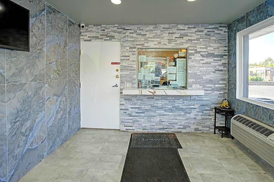 Hotel O Miami Inn & Suites Chicago Midway Airport