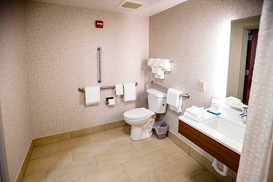 Holiday Inn Express & Suites Knoxville - Farragut by IHG