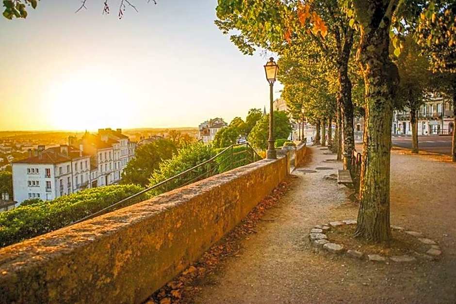 Meublés de l'Arsenal coeur de ville