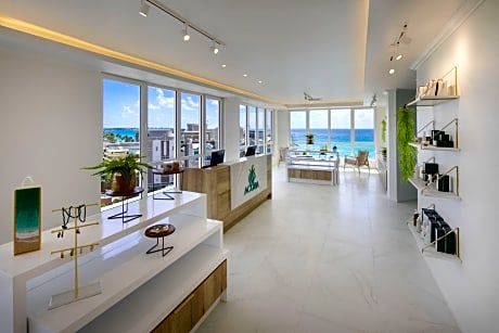 O2 Beach Club & Spa