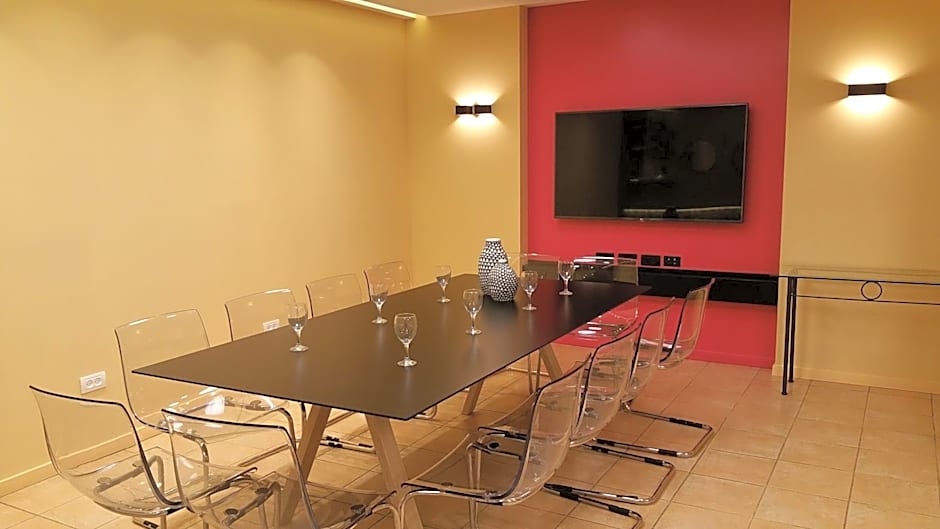 Mizpe Yam Boutique Hotel