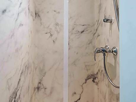 Standard Apartment with twin beds