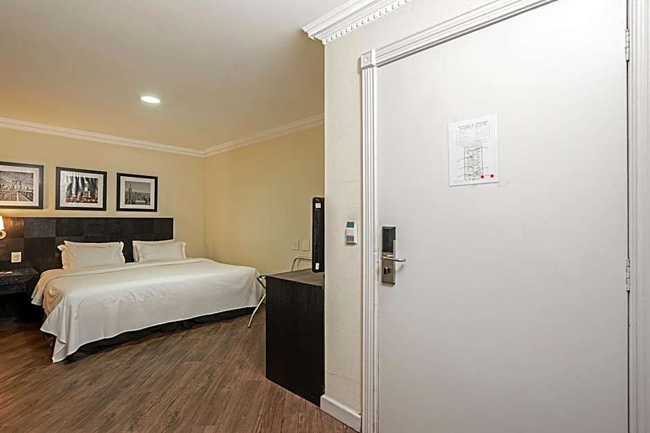 ROCKEFELLER by Slaviero Hotéis