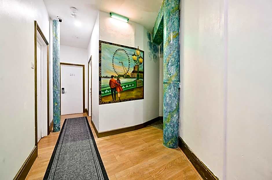 City London Hotel
