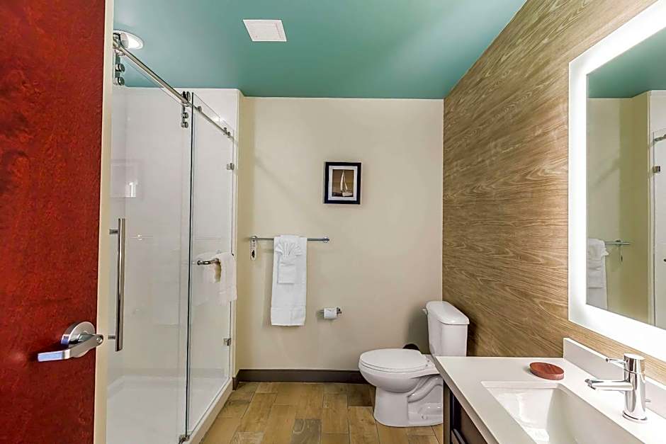 Marina Bay Hotel & Suites, Ascend Hotel Collection
