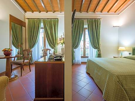 Comfort Double Room with Bathtub