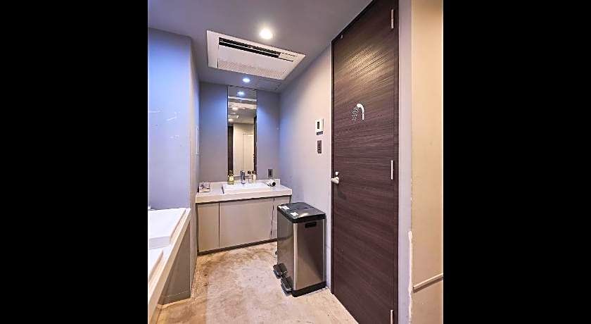 Hotel Plus Hostel TOKYO AKIHABARA