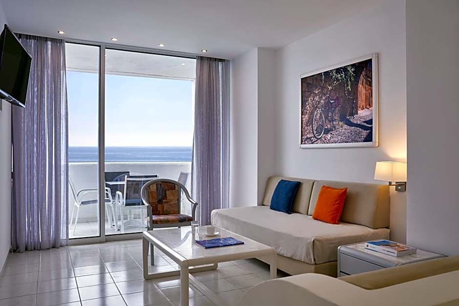 Epsilon Hotel Apartments