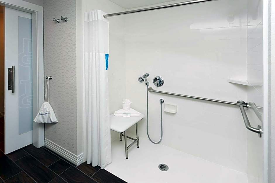 Hampton Inn By Hilton Kennebunk Kennebunkport ME