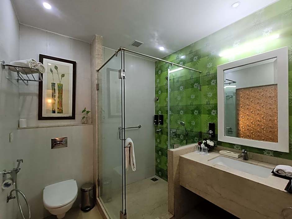 Kyriad Prestige Calangute Goa by OTHPL