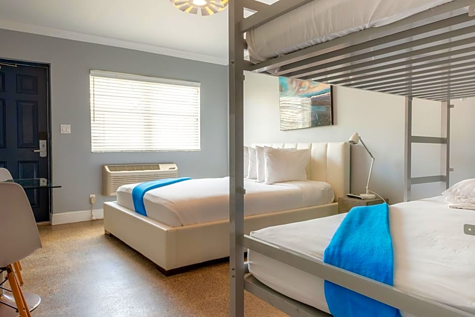 Hollywood Beach Suites and Hotel
