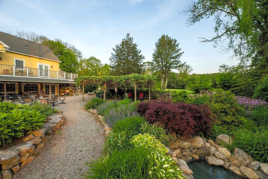 Stonecroft Country Inn