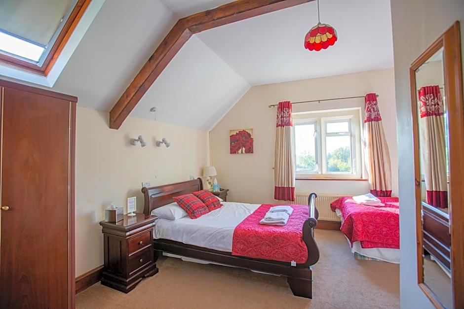 The Beacon & Railway Hotel