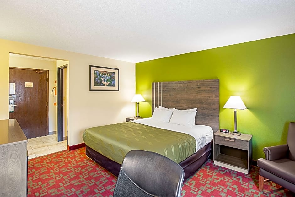 Quality Inn Milwaukee Route 45