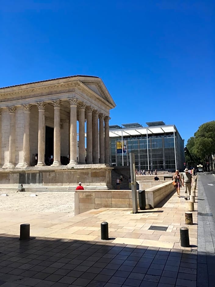 La chambre haute, et son spa extérieur de mai à septembre