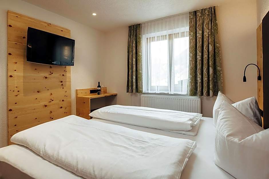 Hotel Edelweiss Superior