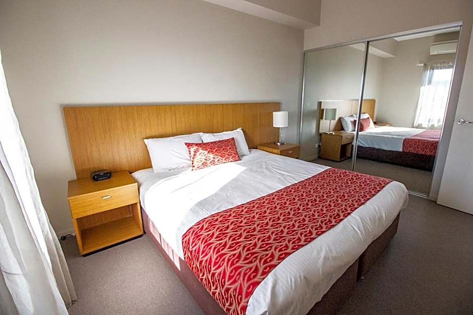 Gladstone Downtown Central Apartment Hotel Official